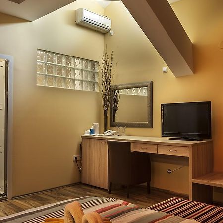 B&B Donna Gornji Milanovac Buitenkant foto