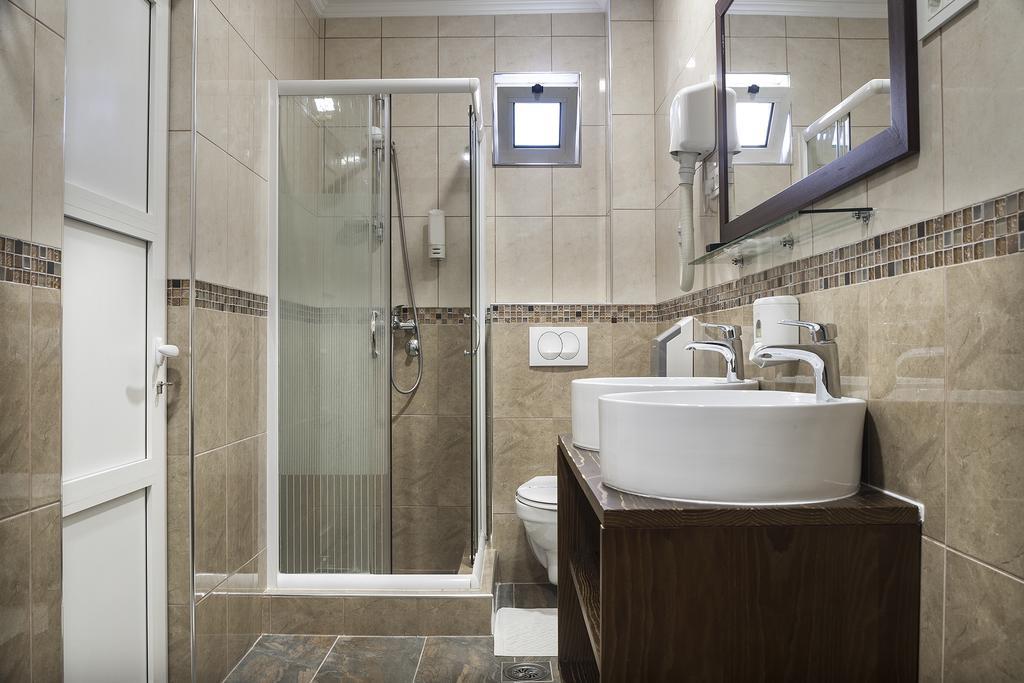 B&B Donna Gornji Milanovac Buitenkant foto