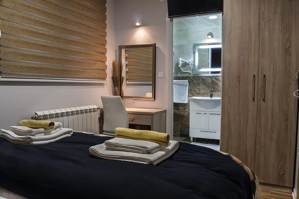 B&B Donna Gornji Milanovac Buitenkant foto